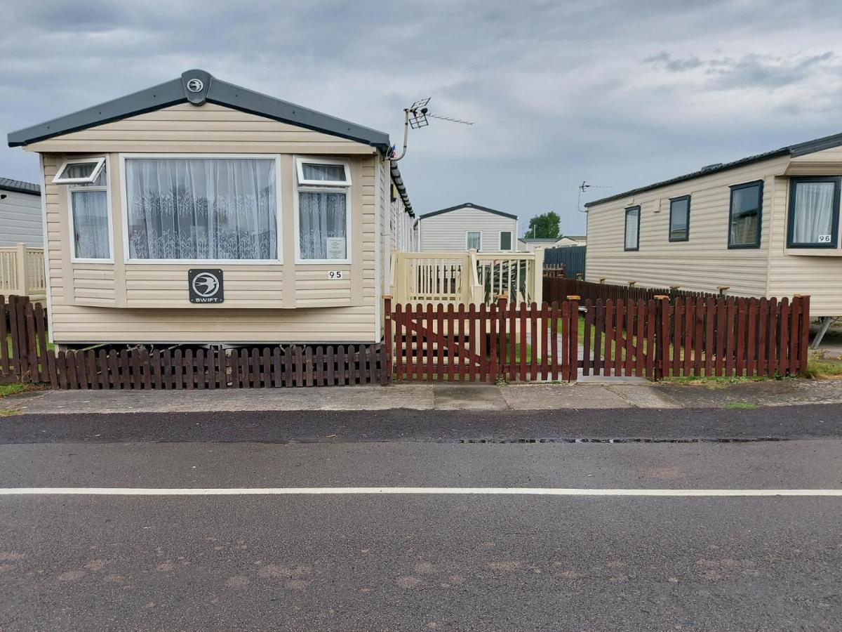 95 Holiday Resort Unity 3 Bed Passes Included Brean Exterior foto